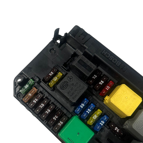 2008-14 Mercedes W204 C350 C300 Front SAM Fuse Relay Junction Box Assembly OEM