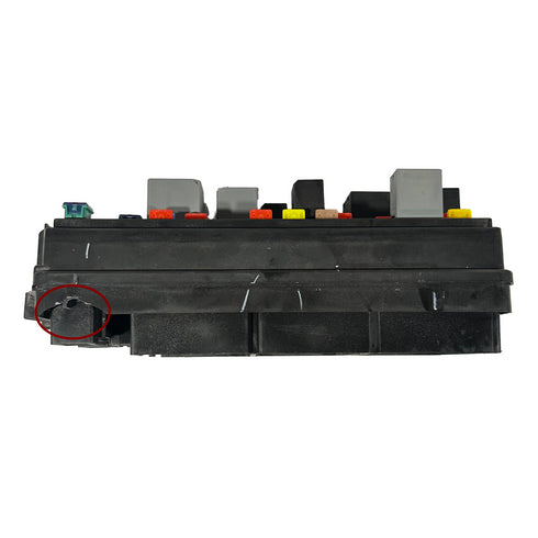 OEM 2008 - 2011 BUICK LUCERNE CADILLAC DTS REAR FUSE BOX UNDER SEAT 13599107