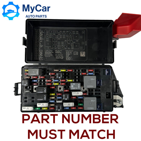 OEM 2008 - 2011 BUICK LUCERNE CADILLAC DTS REAR FUSE BOX UNDER SEAT 13599107