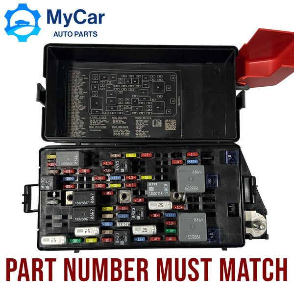 OEM 2008 - 2011 BUICK LUCERNE CADILLAC DTS REAR FUSE BOX UNDER SEAT 13599107