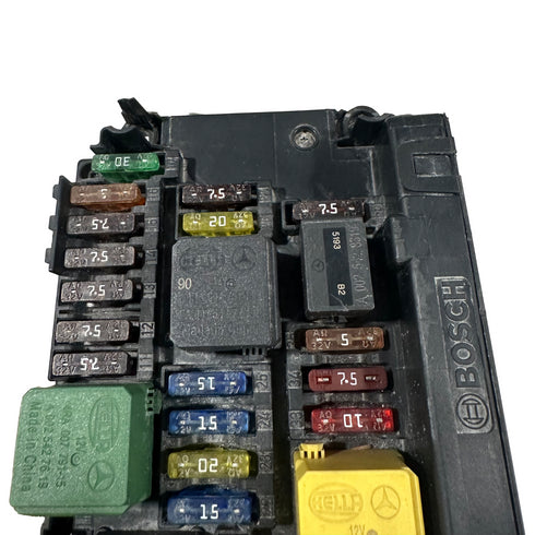 2008-14 Mercedes W204 C350 C300 Front SAM Fuse Relay Junction Box Assembly OEM